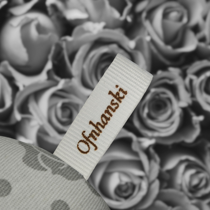 Thorned Elegance - Oven Glove